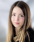 Cropped headshot of Madeline de la Parra